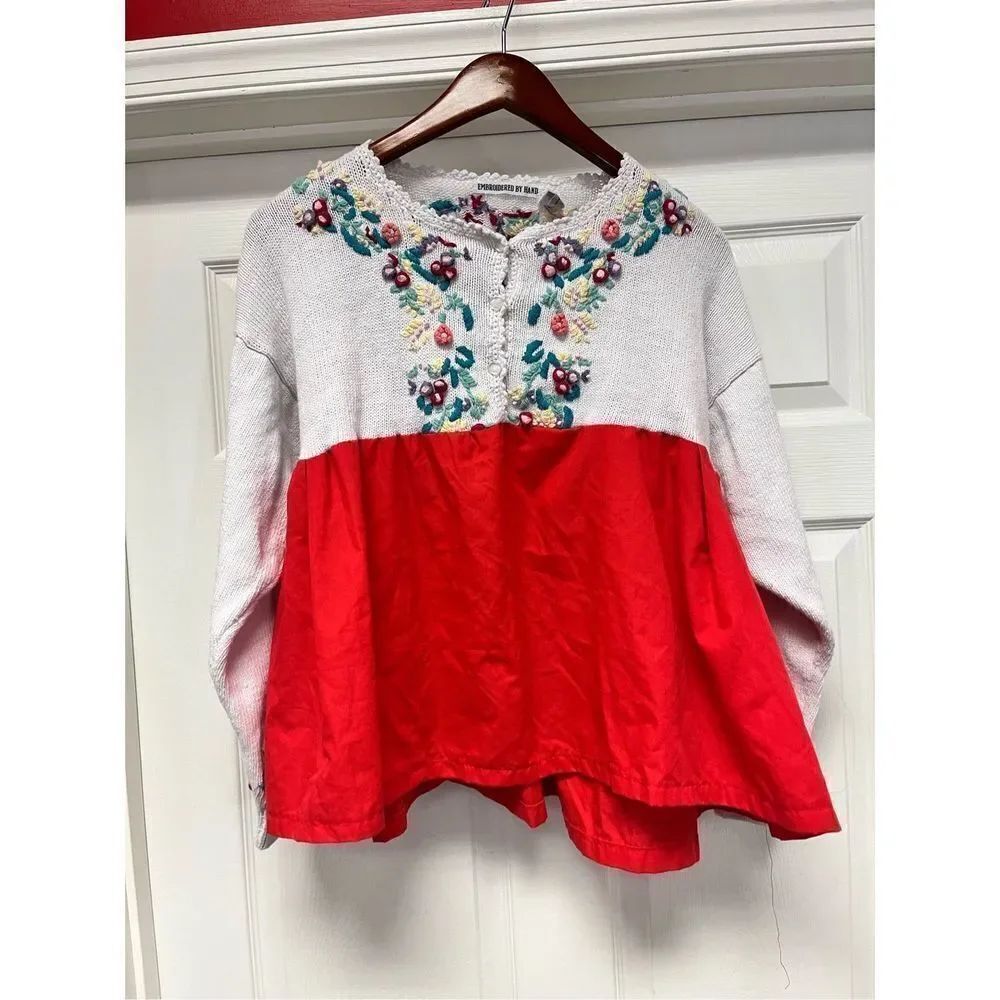 Vintage Cape Isle Knitters Floral Embroidered Sweater Too sz L So Cute!